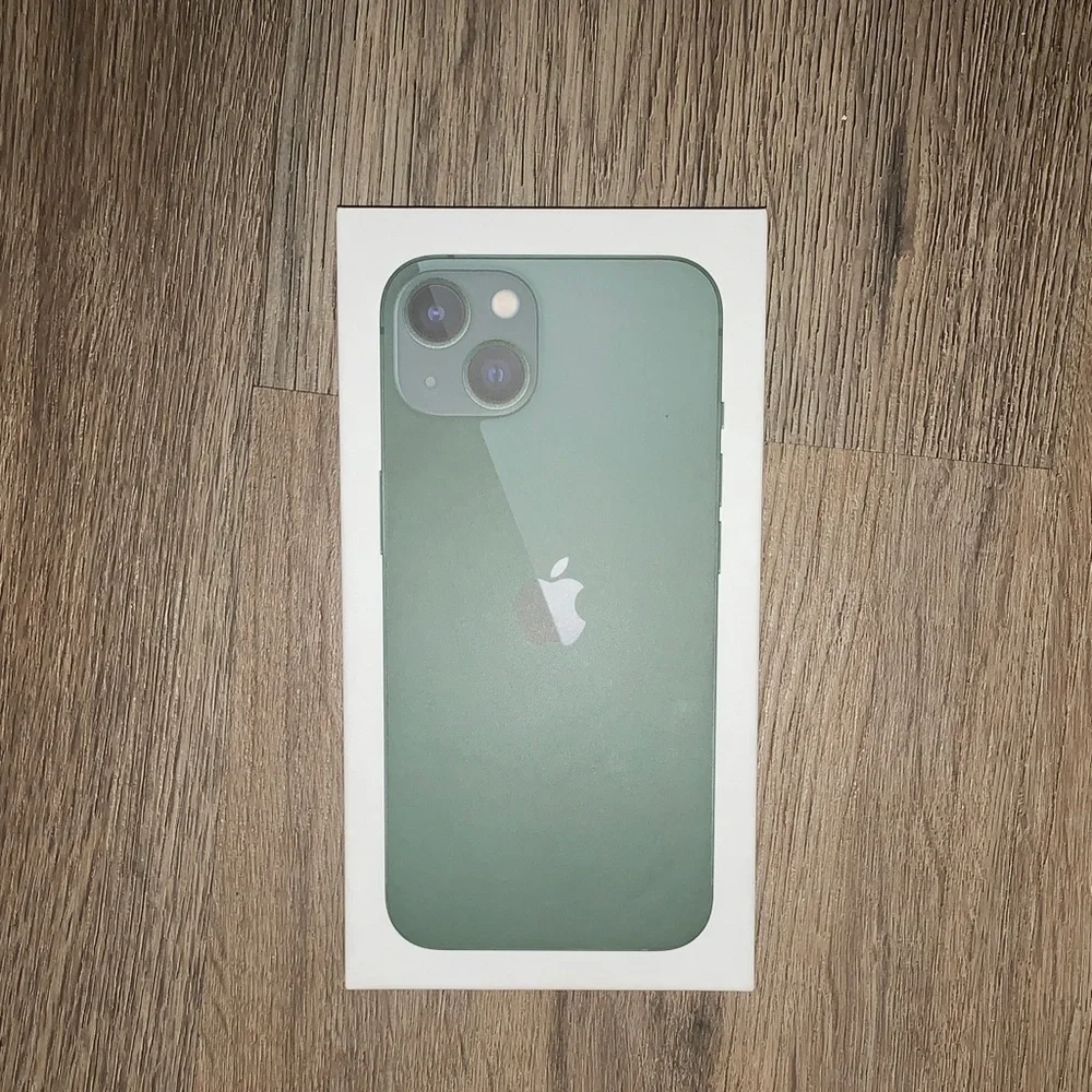 iPhone 13